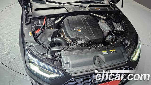 Audi A4 2021 — ფოტო 5/20