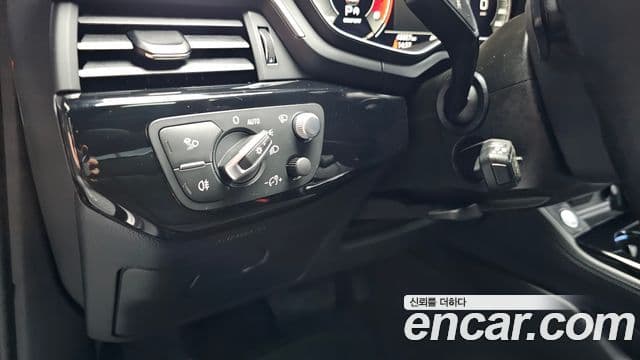Audi A4 2021 — ფოტო 19/20