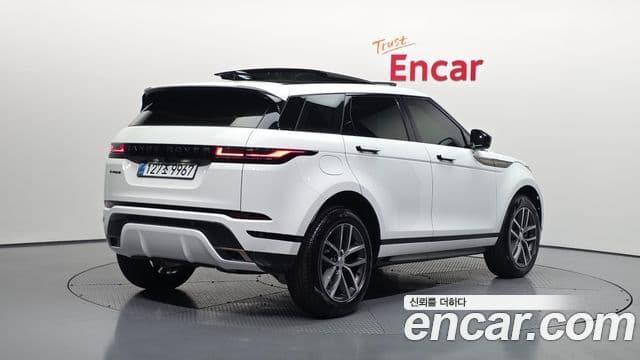 Land Rover Range Rover Evoque 2025 — ფოტო 2/20