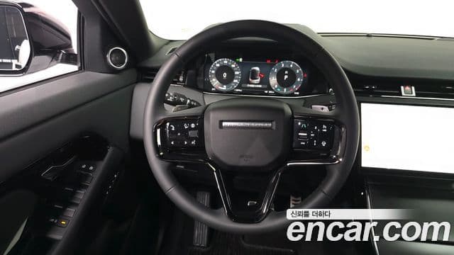 Land Rover Range Rover Evoque 2025 — ფოტო 13/20