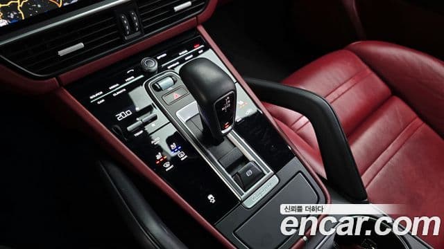 Porsche Cayenne 2019 — Şəkil 9/20