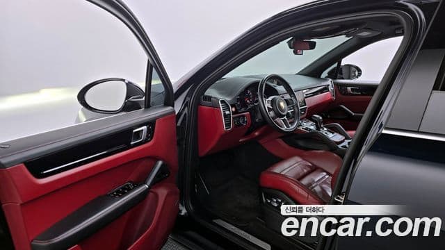 Porsche Cayenne 2019 — Şəkil 10/20