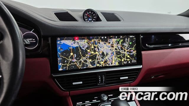 Porsche Cayenne 2019 — Şəkil 13/20