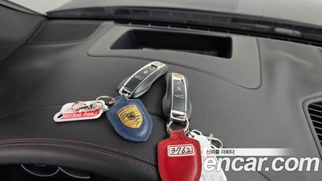 Porsche Cayenne 2019 — Şəkil 16/20