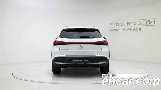 Mercedes-Benz EQA 2025 — ფოტო 8/11