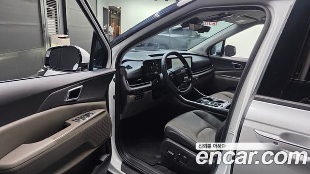 Kia Carnival 2025 — Фото 10/20