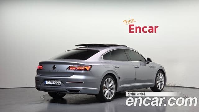 Volkswagen Arteon 2023 — Photo 10/20