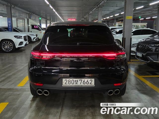 Porsche Macan 2019 — ფოტო 3/19