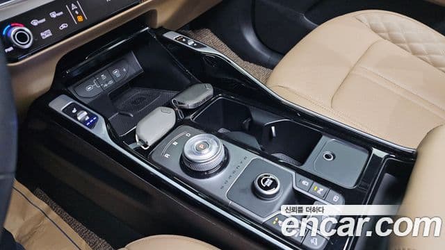 Kia Sorento 2023 — ფოტო 9/20