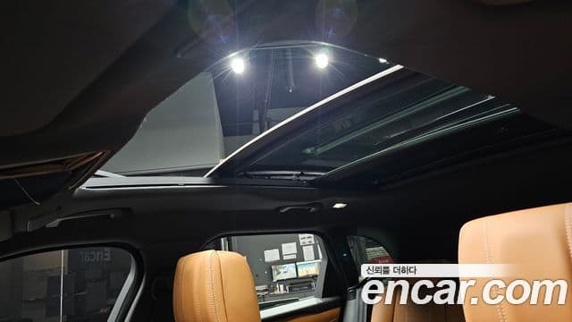 Land Rover Range Rover Velar 2021 — Şəkil 19/20