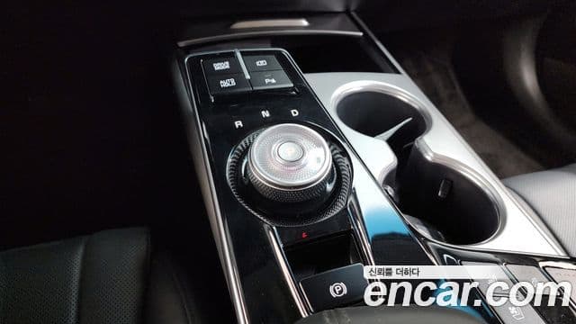 Kia K8 2023 — Şəkil 9/20