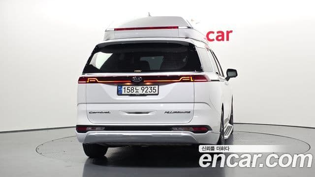 Kia Carnival 2021 — Фото 4/20