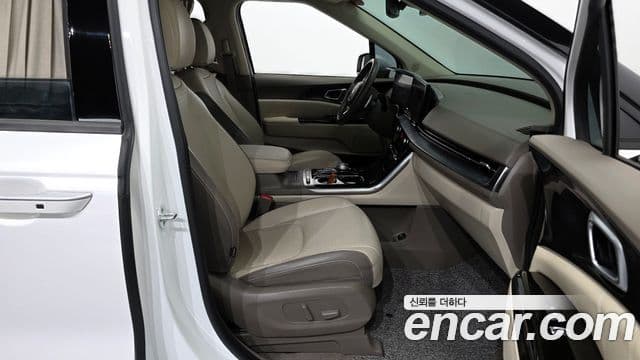 Kia Carnival 2021 — Фото 11/20