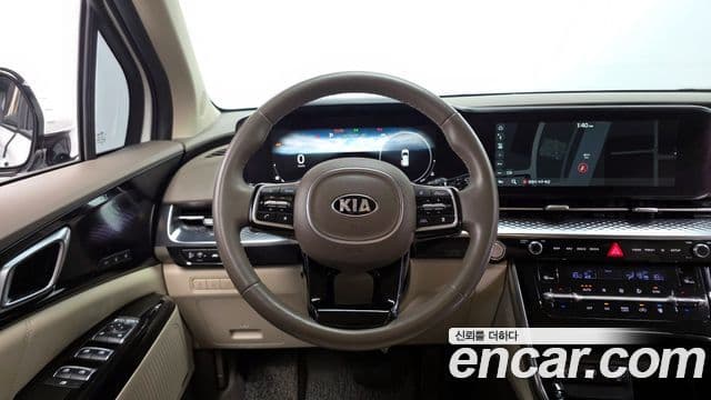 Kia Carnival 2021 — Фото 14/20