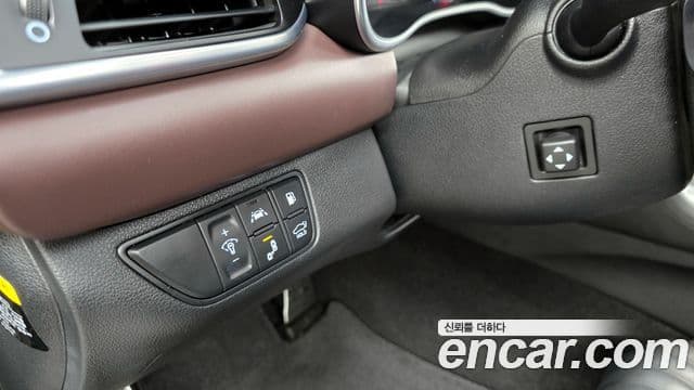 Genesis G70 2020 — Photo 6/20