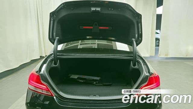 Genesis G70 2020 — Photo 8/20