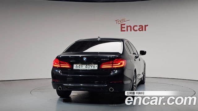 BMW 5 Series 2018 — Şəkil 4/20