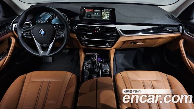 BMW 5 Series 2018 — Şəkil 7/20