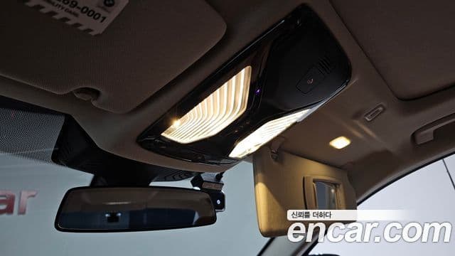BMW 5 Series 2018 — Şəkil 20/20