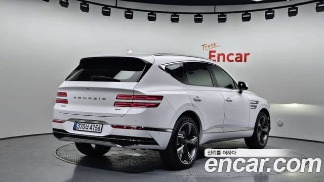 Genesis GV80 2023 — Şəkil 2/20