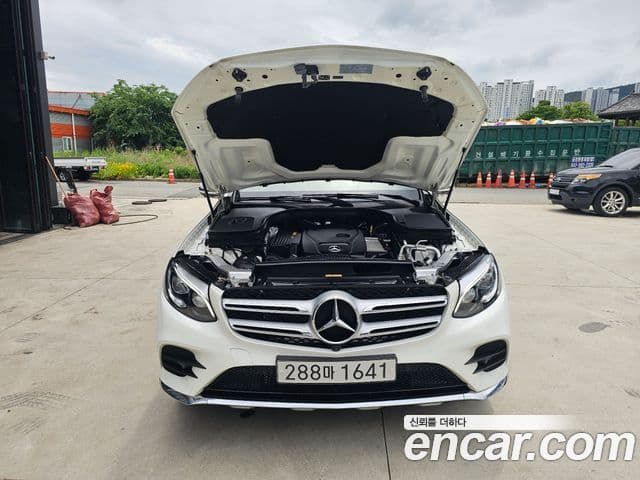 Mercedes-Benz GLC-Class 2019 — Фото 4/20
