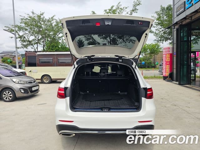 Mercedes-Benz GLC-Class 2019 — Фото 5/20