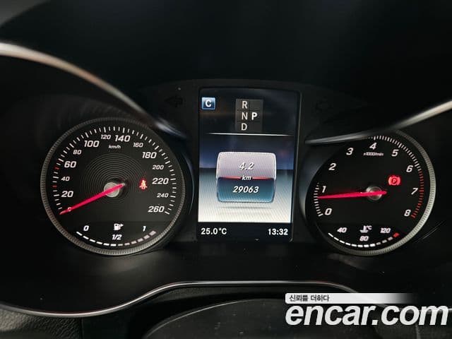 Mercedes-Benz GLC-Class 2019 — Фото 15/20