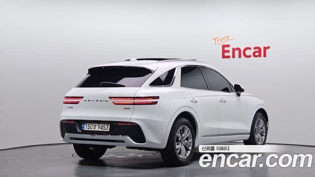 Genesis GV70 2022 — ფოტო 2/20