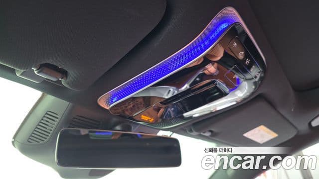Mercedes-Benz S-Class 2022 — Photo 9/20