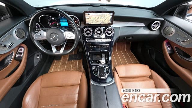 Mercedes-Benz C-Class 2019 — ფოტო 6/20