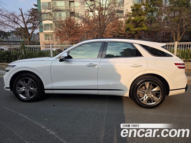 Genesis GV70 2022 — ფოტო 1/20