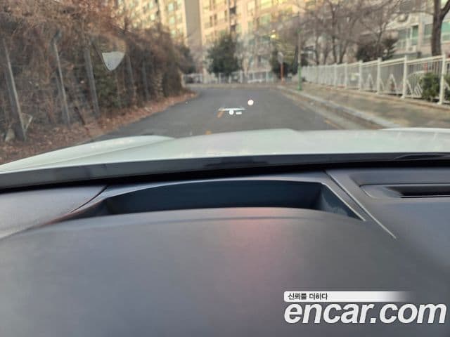 Genesis GV70 2022 — ფოტო 12/20