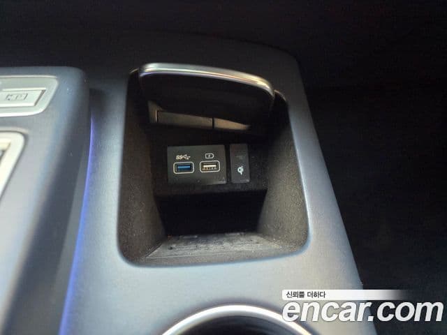 Genesis GV70 2022 — ფოტო 20/20