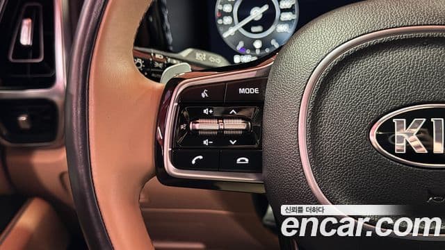Kia Sorento 2020 — фото 16 из 20
