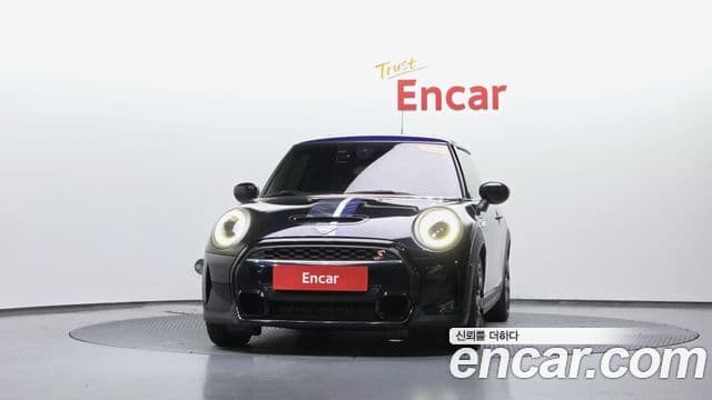 Mini Cooper S 2022 — ფოტო 3/20
