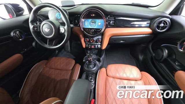 Mini Cooper S 2022 — ფოტო 7/20