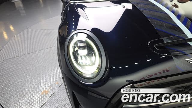 Mini Cooper S 2022 — Photo 20/30