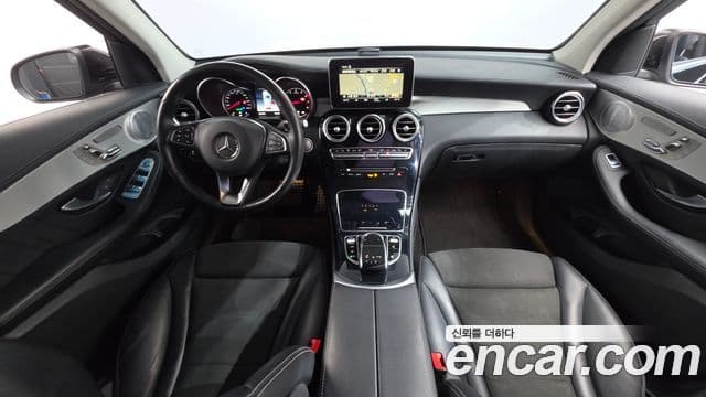 Mercedes-Benz GLC-Class 2019 — Şəkil 7/20