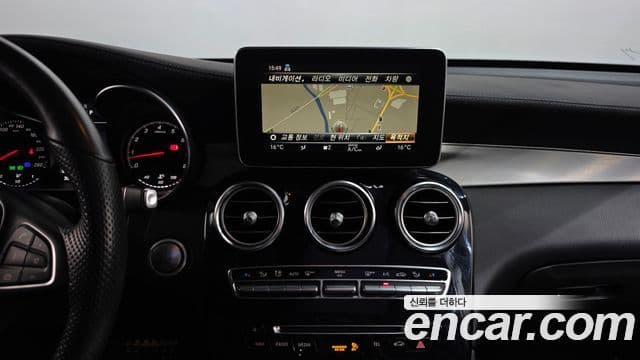 Mercedes-Benz GLC-Class 2019 — Şəkil 13/20