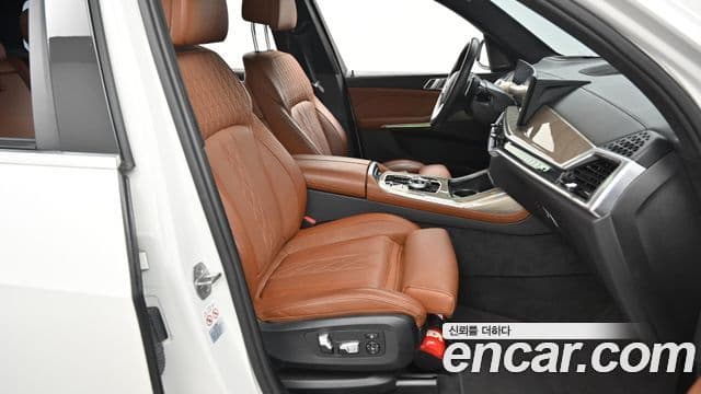 BMW X7 2023 — Photo 3/20