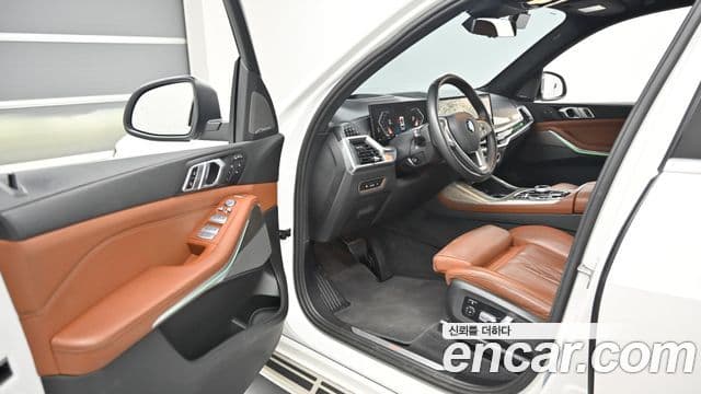 BMW X7 2023 — Photo 13/20