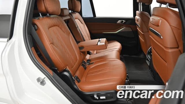 BMW X7 2023 — Photo 14/20