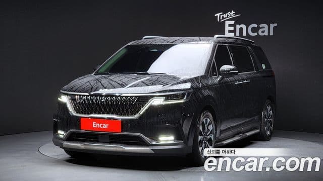 Kia Carnival 2021 — Фото 1/20