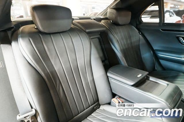 Mercedes-Benz S-Class 2021 — фото 12 из 20