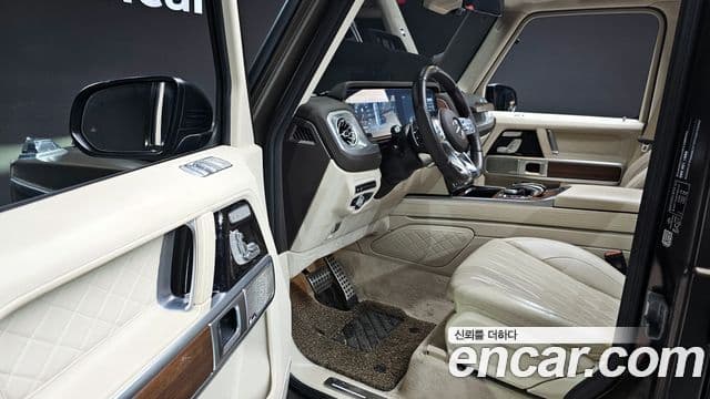 Mercedes-Benz G-Class 2023 — ფოტო 10/20