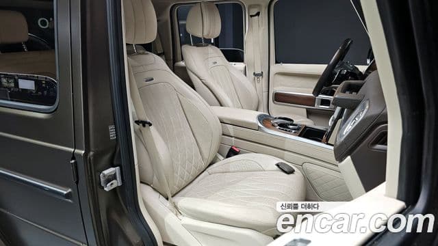Mercedes-Benz G-Class 2023 — ფოტო 11/20