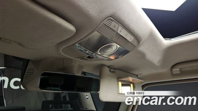 Mercedes-Benz G-Class 2023 — ფოტო 20/20