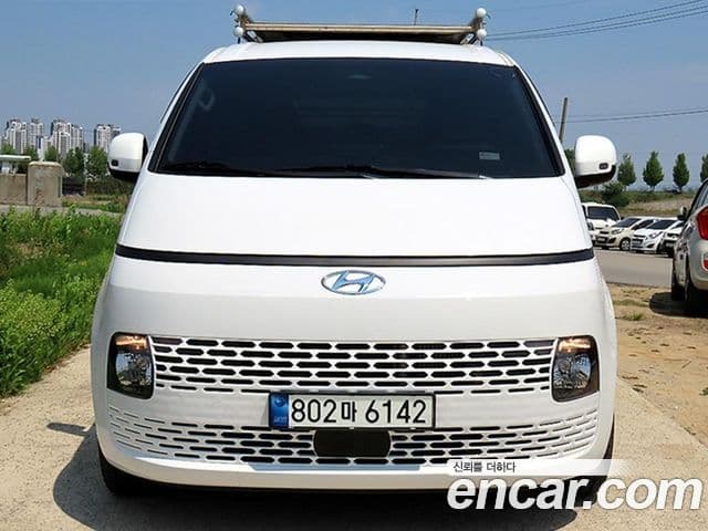 Hyundai Staria 2022 — Şəkil 10/20