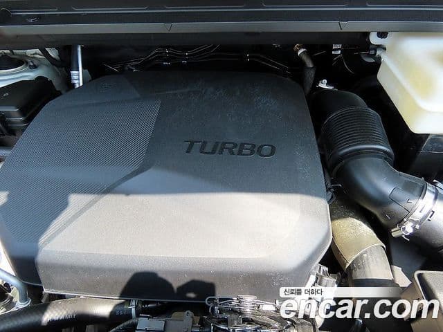 Hyundai Staria 2022 — Şəkil 19/20