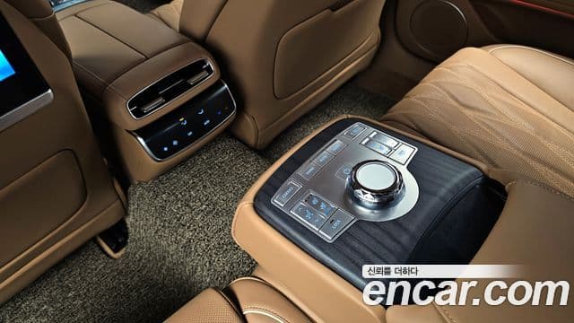 Genesis Electrified G80 2026 — Şəkil 19/20